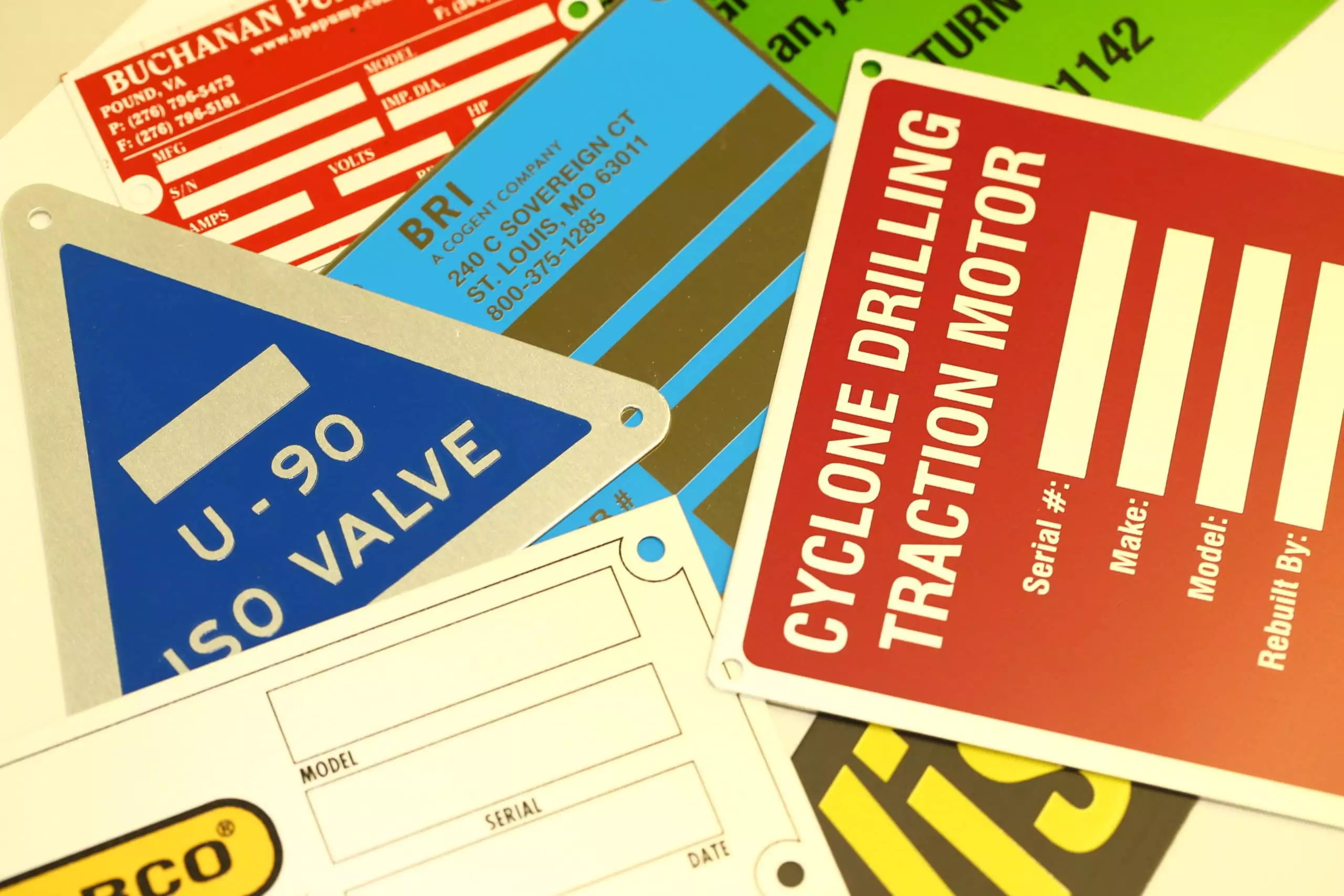 Various Colors Metal Tags