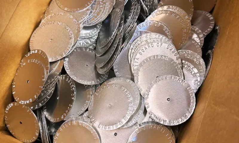 Metal Embossed Round Tags
